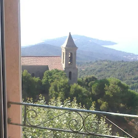 Apartahotel A Storia *